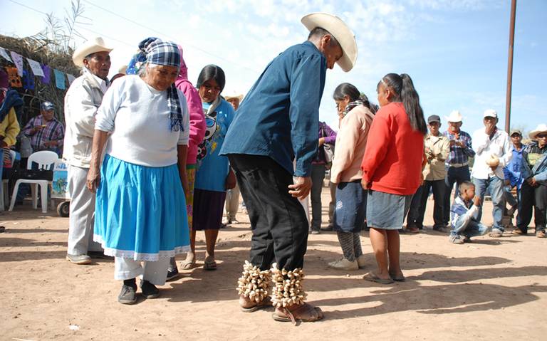 Conoce el 'Viernes tradicional', iniciativa que apoya la venta de ropa  hecha por manos rarámuris - El Sol de Parral | Noticias Locales,  Policiacas, sobre México, Chihuahua y el Mundo